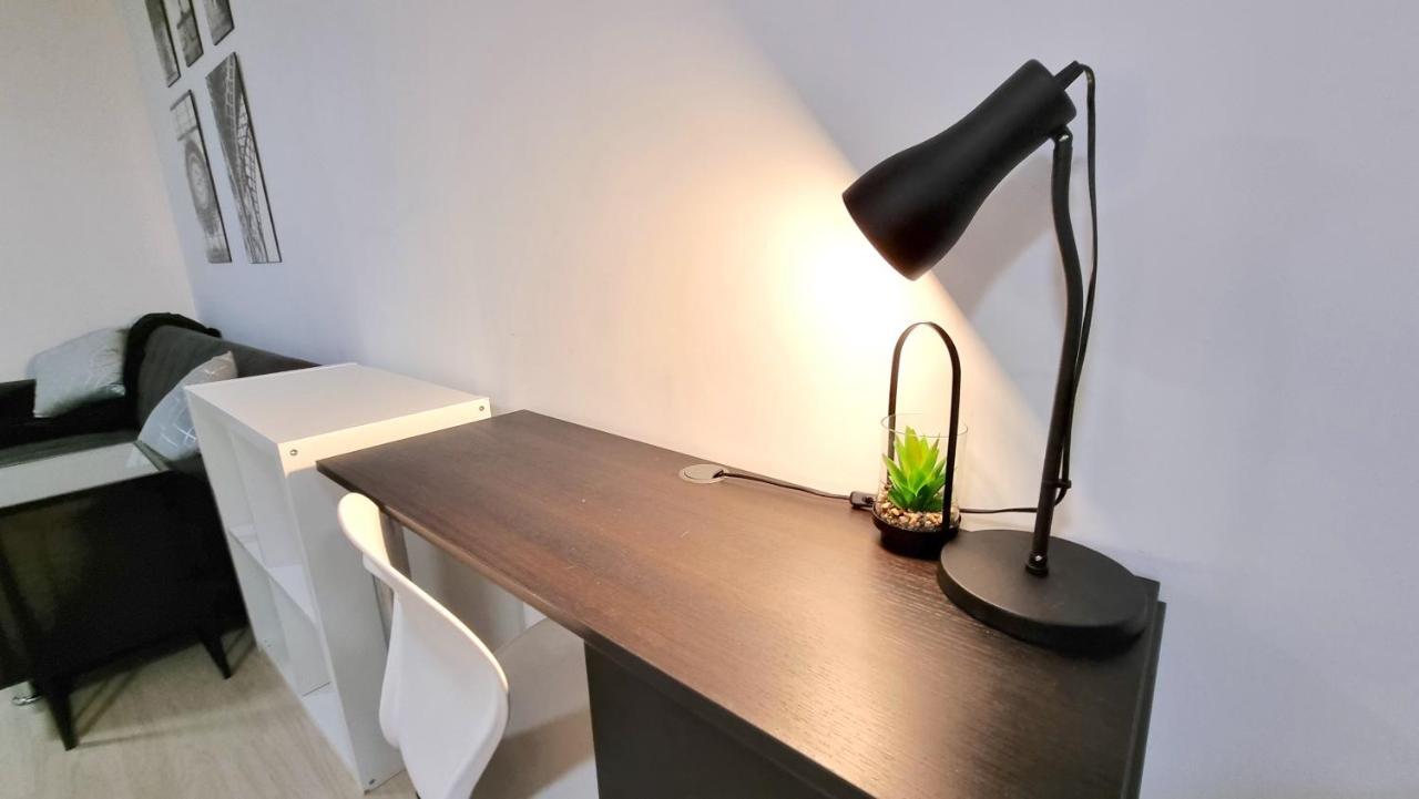 Spacious City Studio / Wifi / Parking Liverpool Exterior foto